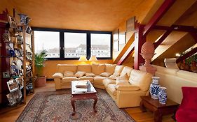 Bed And Breakfast Le Loft 13 À
